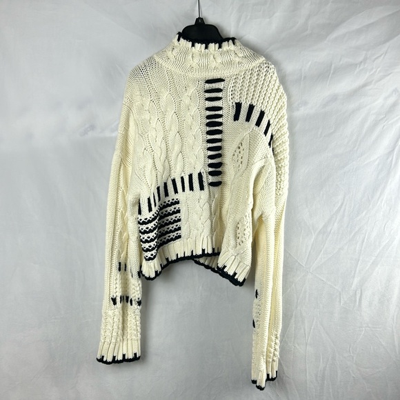 Forever 21 Sweaters - Chunky knit sweater